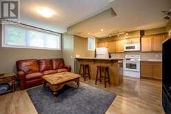 908 32 Street NW Calgary