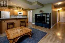 908 32 Street NW Calgary