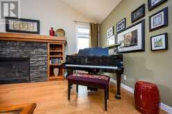 908 32 Street NW Calgary