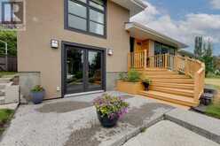 11 Woodlark Drive SW Calgary