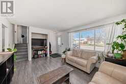 195 Pinecliff Way NE Calgary