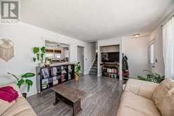 195 Pinecliff Way NE Calgary