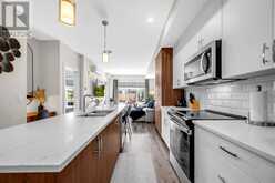 #305, 1702 17 Avenue SW Calgary