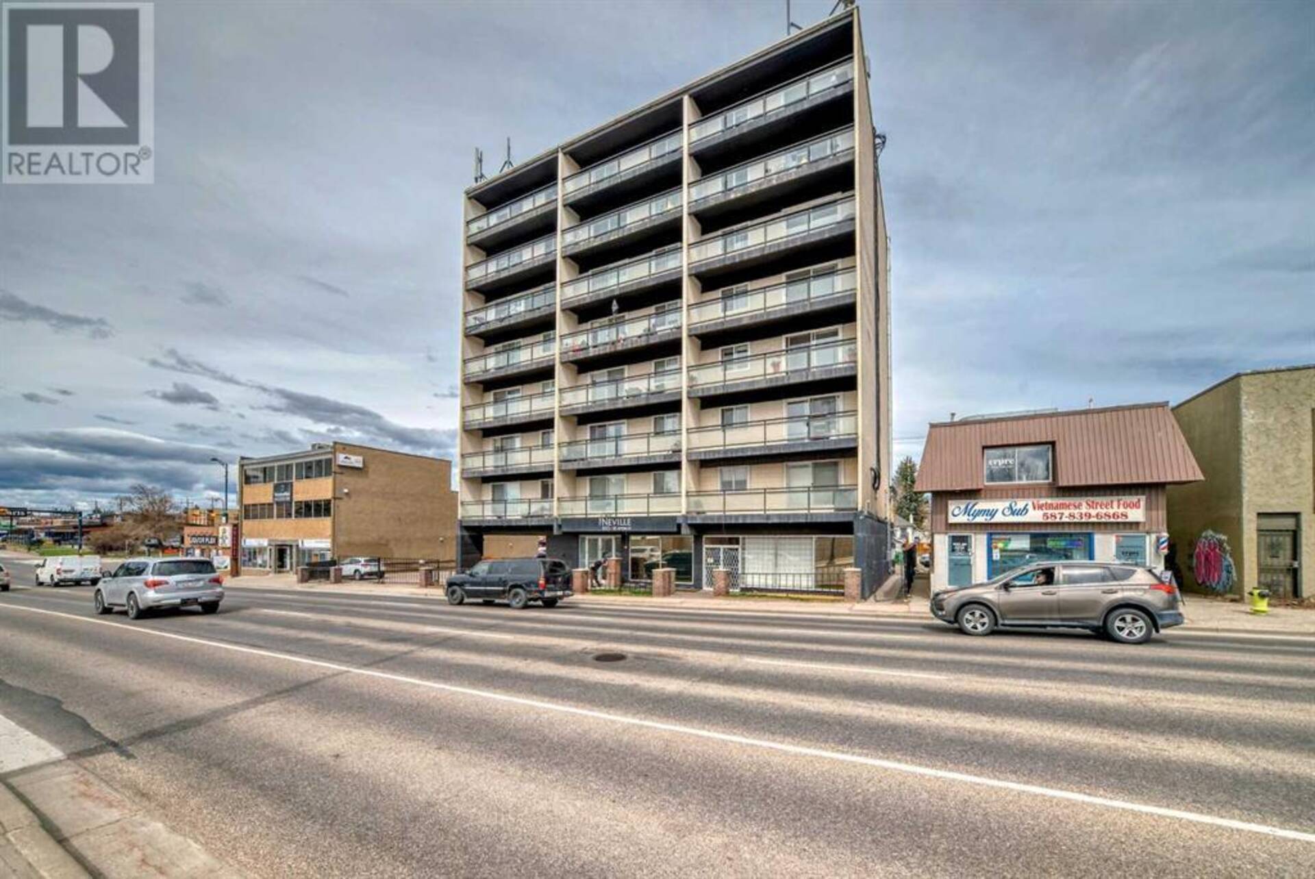 301, 1022 16 Avenue NW Calgary