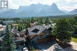 909 9th Street Canmore