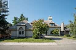 42 Woodhaven Crescent SW Calgary