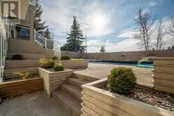 42 Woodhaven Crescent SW Calgary