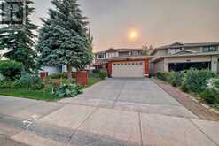 2538 Catalina Boulevard NE Calgary