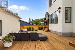 2543 11 Avenue NW Calgary