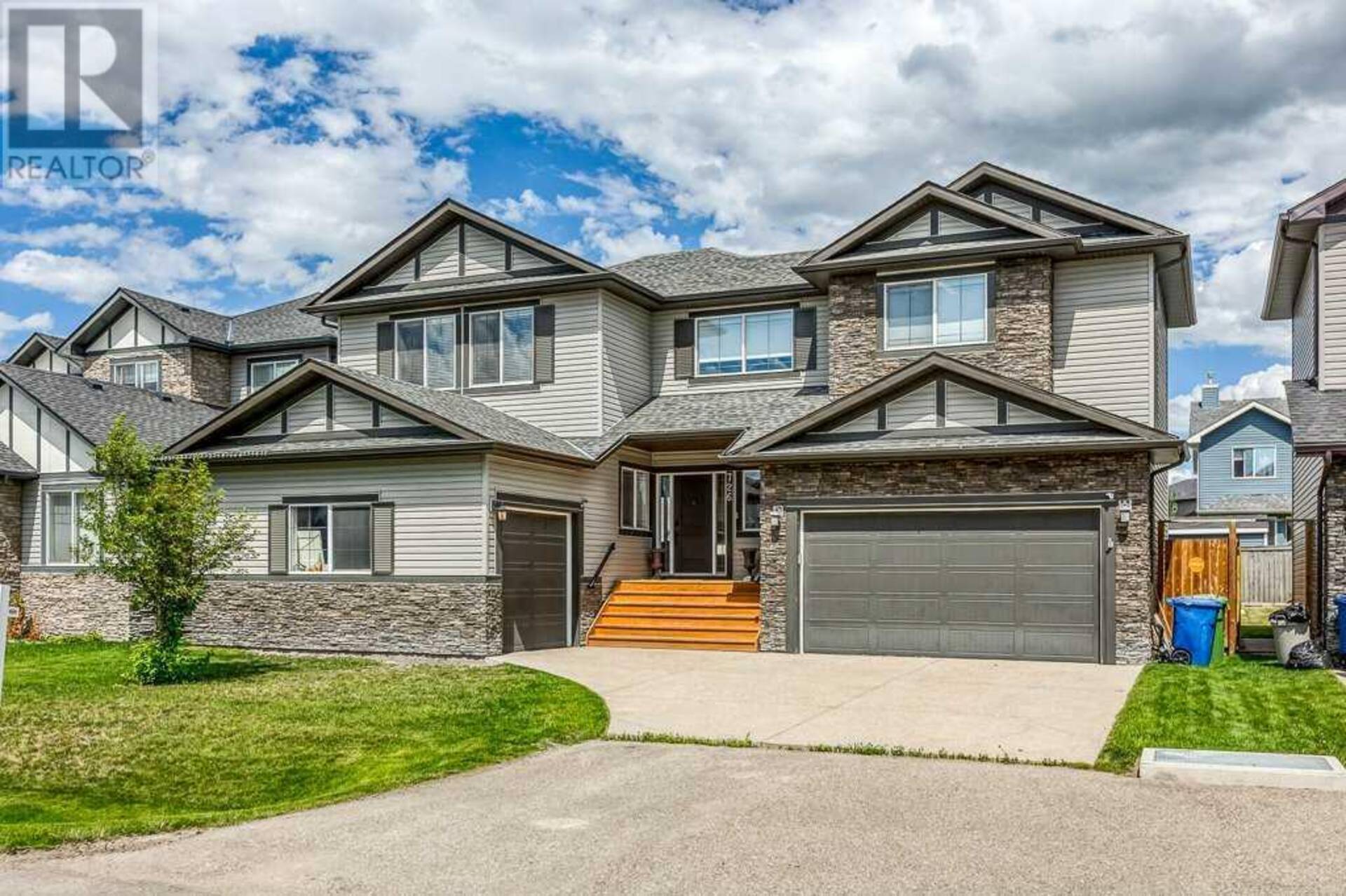 726 Canoe Avenue SW Airdrie