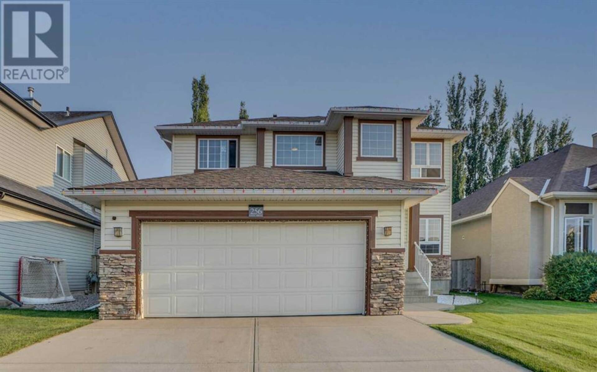 256 cove Drive Chestermere