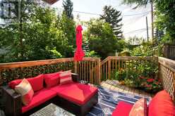 2009 21 Avenue SW Calgary