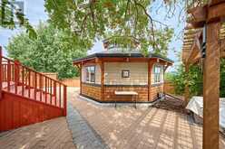 1661 St Andrews Place NW Calgary