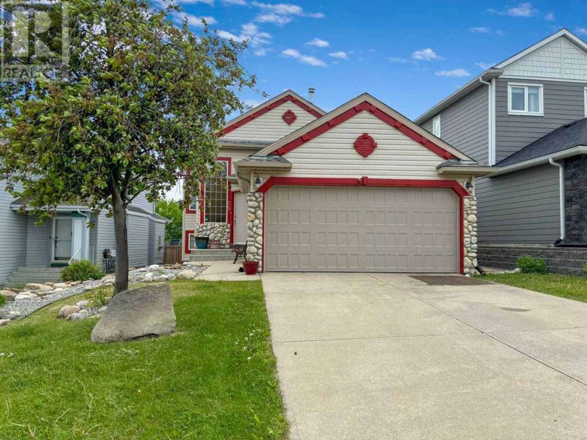 25 Harvest Oak Drive NE Calgary