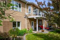 328 Signature Court SW Calgary