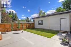 627 18 Avenue NW Calgary