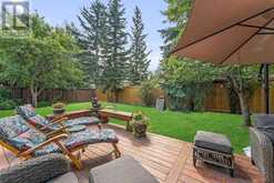 168 Oakcliffe Place SW Calgary