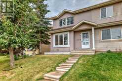 81 Castlebrook Way NE Calgary