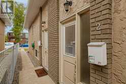 2, 2123 4 Avenue NW Calgary