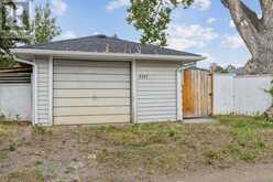 2207 Victoria Crescent NW Calgary