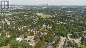 6948 Livingstone Drive SW Calgary