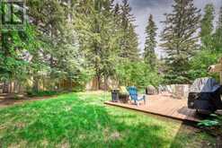 6948 Livingstone Drive SW Calgary