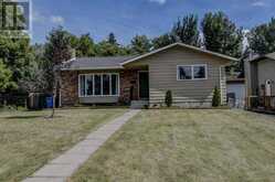 119 Deer Park Place SE Calgary