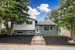 5716 Dalmead Crescent NW Calgary