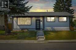 107 Penbrooke Close SE Calgary