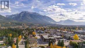 1005 9 Avenue Canmore