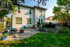 199 West Lakeview Circle Chestermere