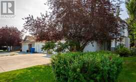 199 West Lakeview Circle Chestermere