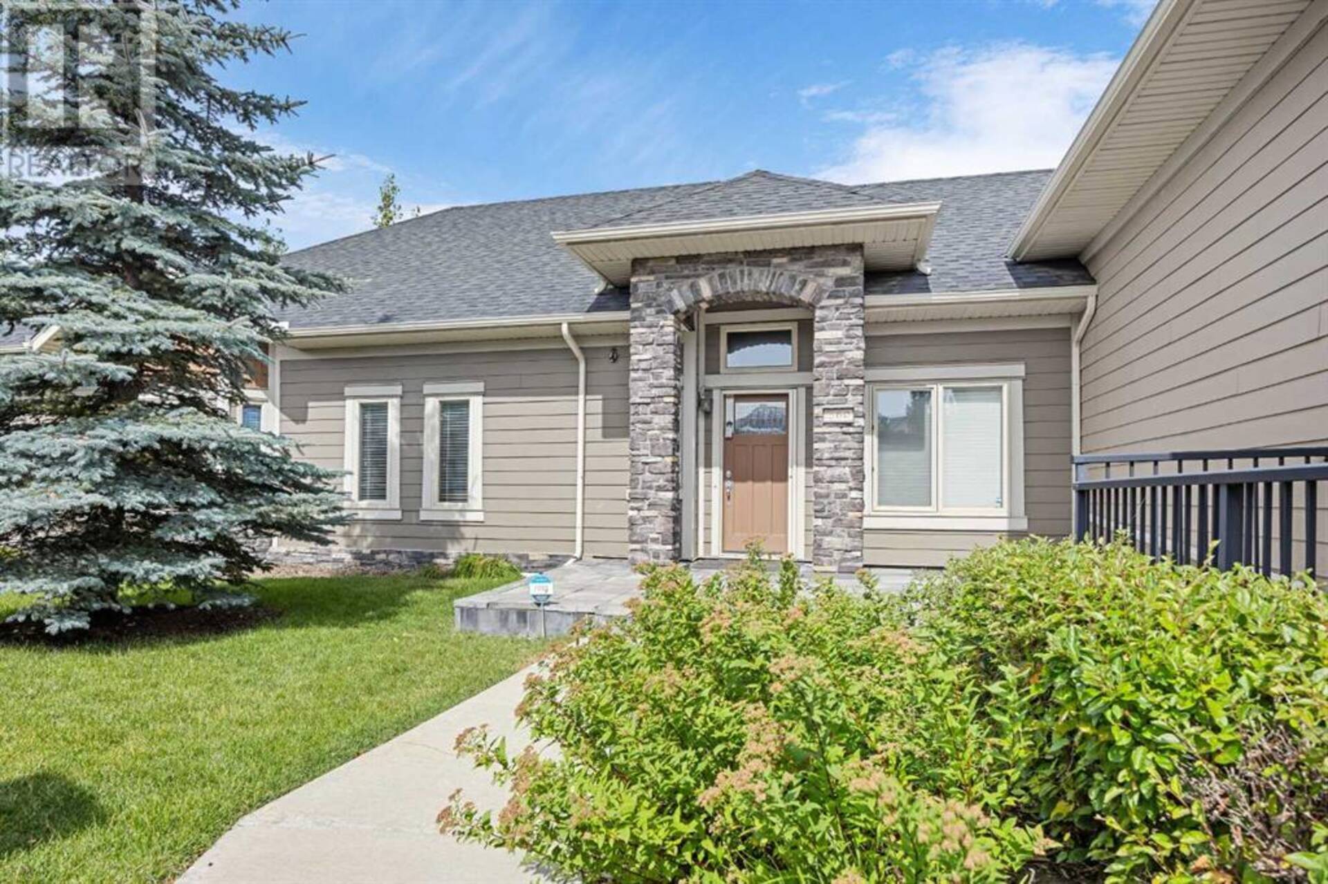 60 Cougar Ridge Landing SW Calgary