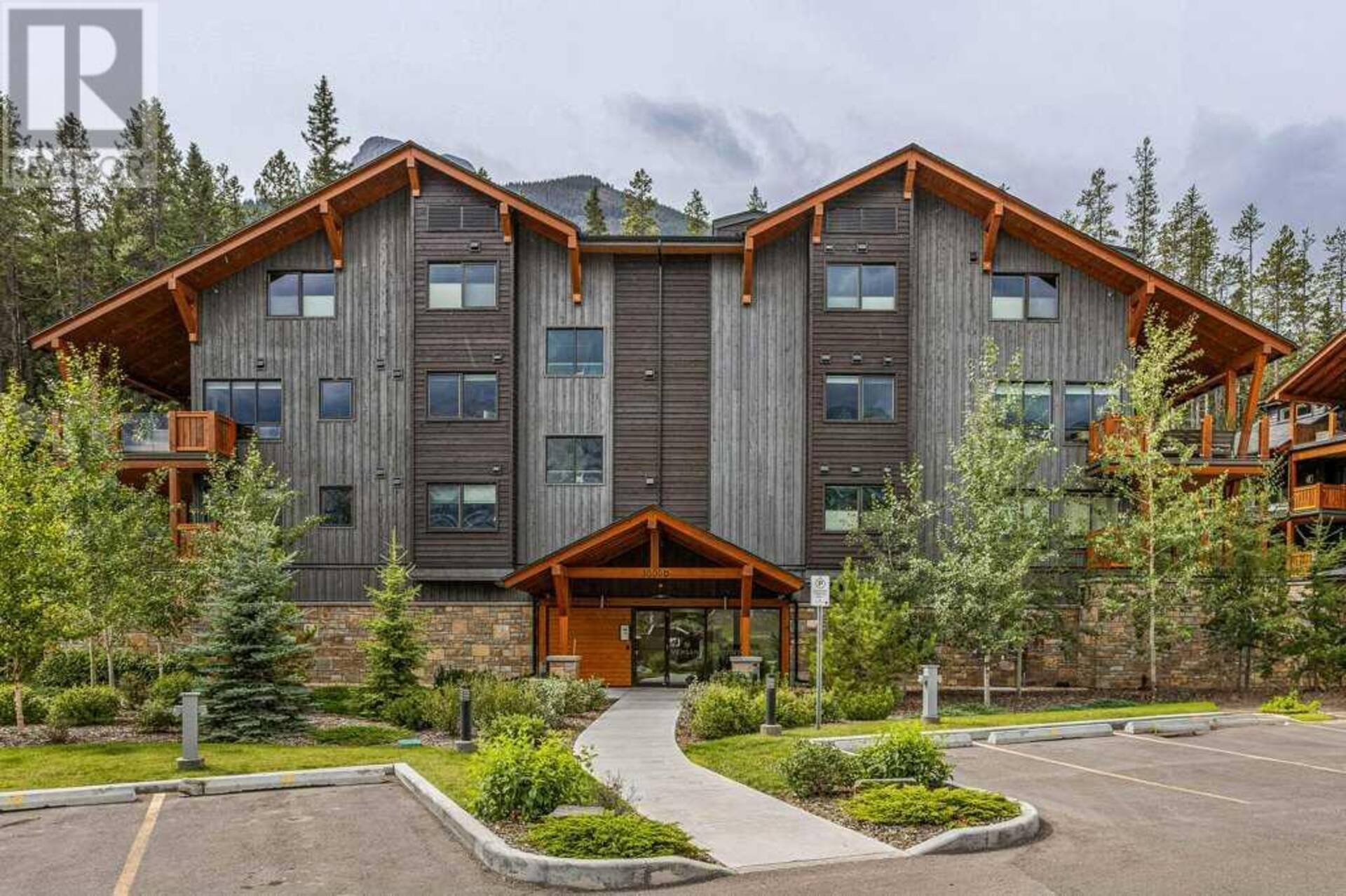 102, 3000D Stewart Creek Drive Canmore