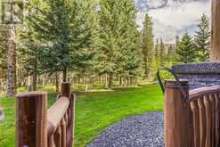 112, 175 Crossbow Place Canmore