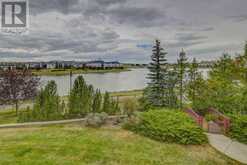 205, 8 Country Village Bay NE Calgary