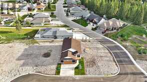 714 5 Street SW Sundre