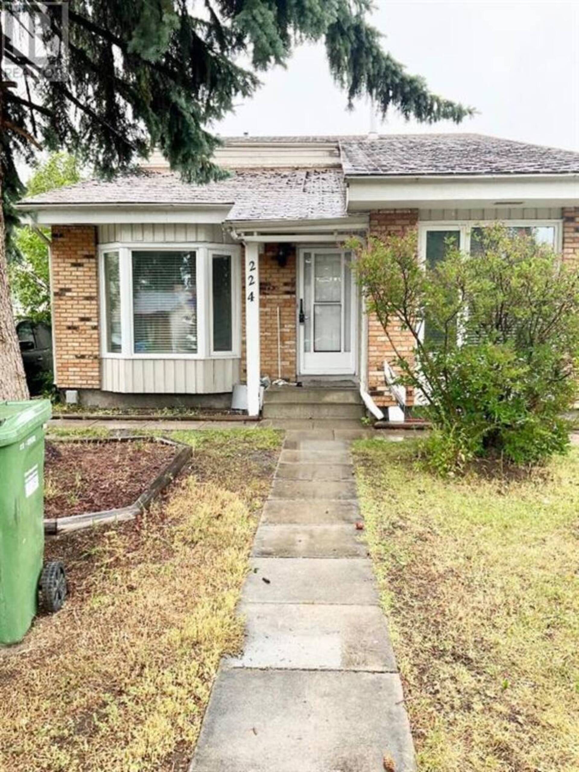 224 Whitefield Drive NE Calgary