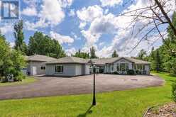 4 Silvertip Drive Rural Foothills