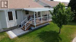 901 Riverside Drive NW High River