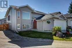 240 SHEEP RIVER Lane Okotoks