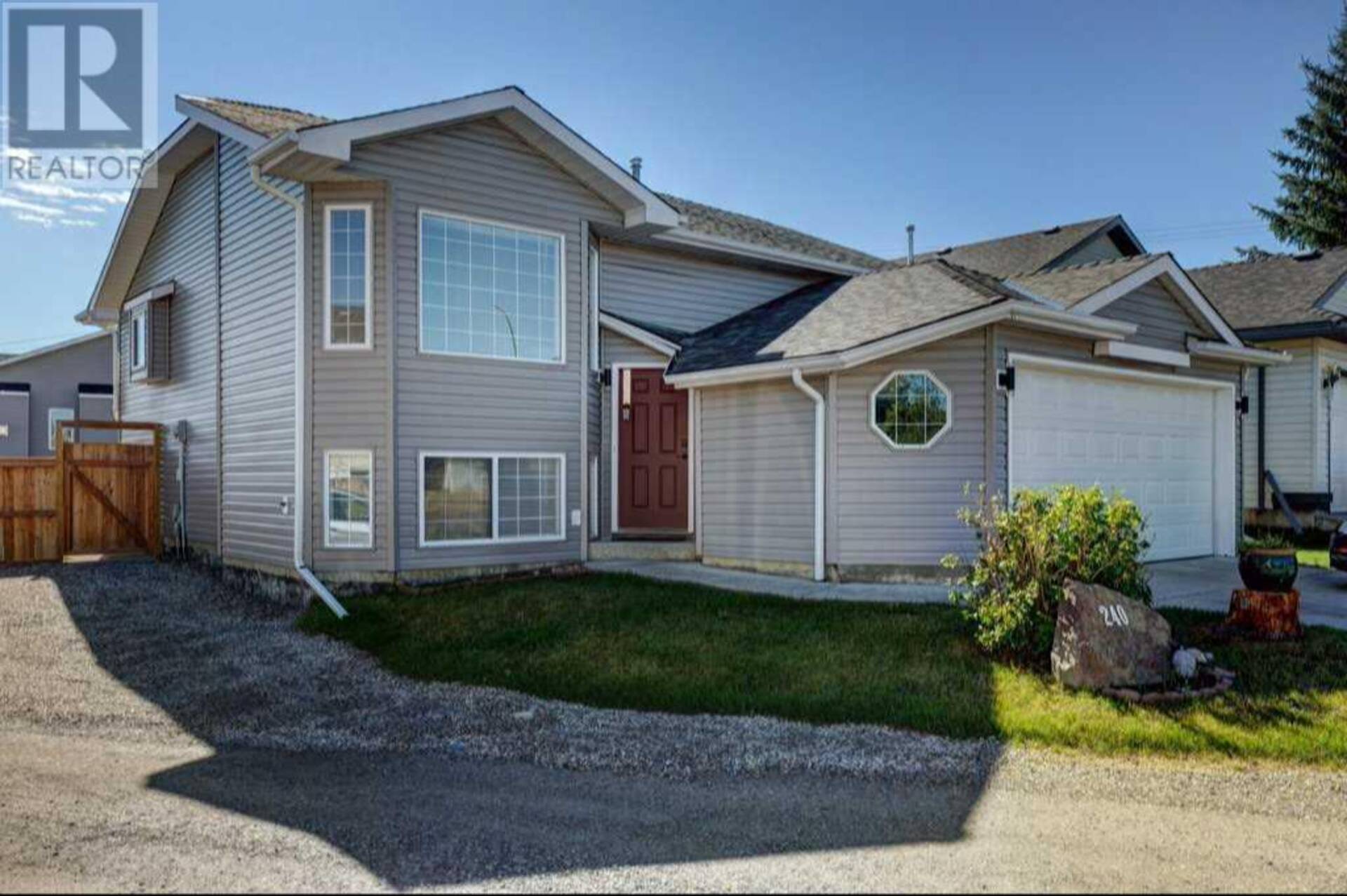 240 SHEEP RIVER Lane Okotoks