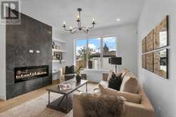 906 39 Street SW Calgary