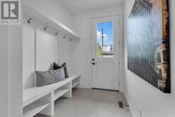 906 39 Street SW Calgary