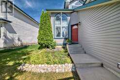 186 Somerset Drive SW Calgary