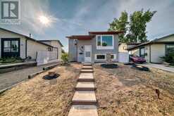 128 Bernard Close NW Calgary