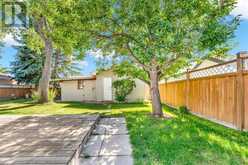 135 Rundleview Drive NE Calgary