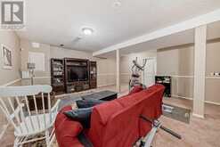 178 Oakbriar Close SW Calgary