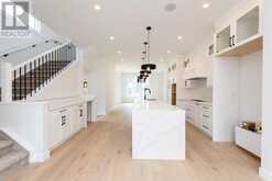 240 22 Avenue NW Calgary