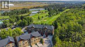 207 Valley Ridge Manor NW Calgary